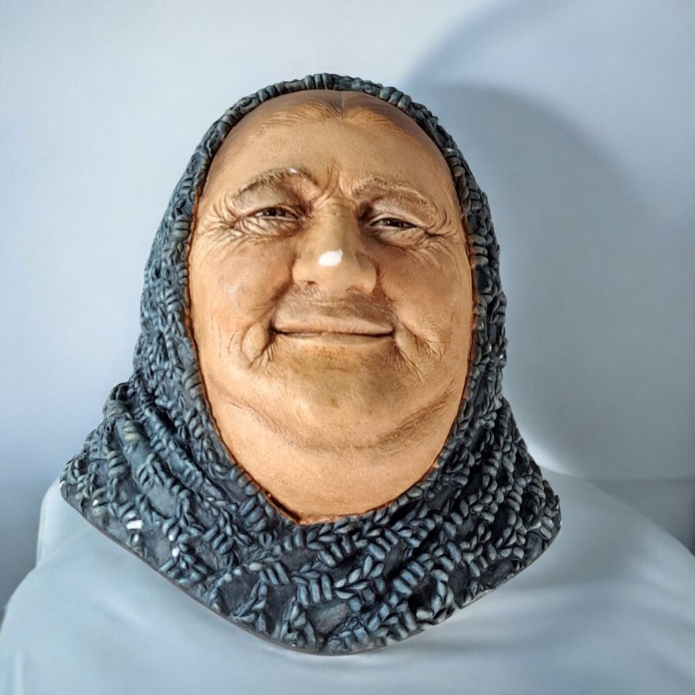 Vintage Bossons Fisherwoman Chalkware Head England Figurine Wall Babushka Lady